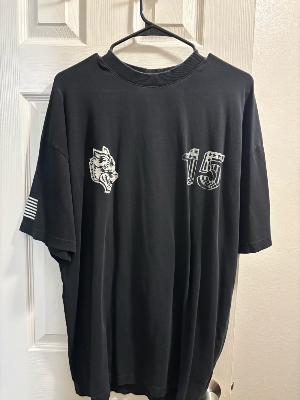 Darc Sport Men's Black Graphic Tee with Number 15 and Wolf Motif